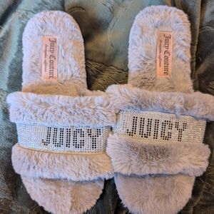 Juicy Couture Gray Furry Slippers
